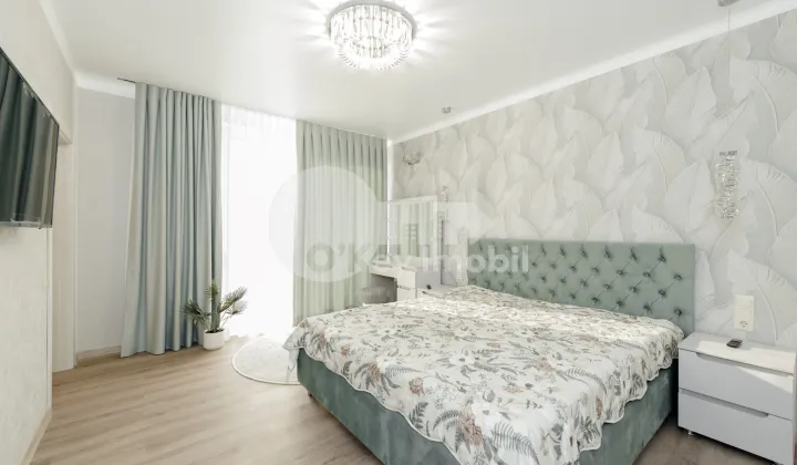 Townhouse, Botanica, PĂȘUNILOR