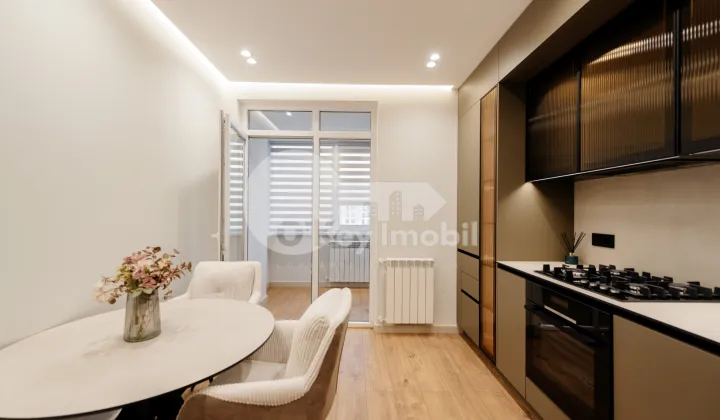 Apartament, Buiucani, VASILE LUPU