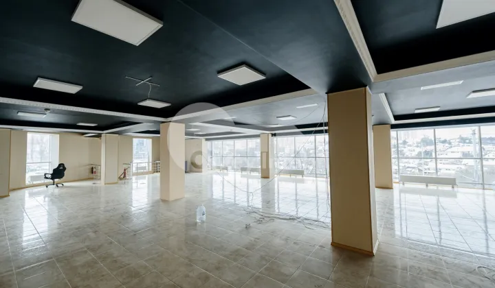 Spațiu comercial, Centru, MELESTIU