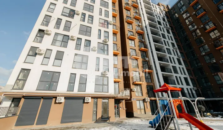 Spațiu comercial, Râșcani, CORNEȘTI