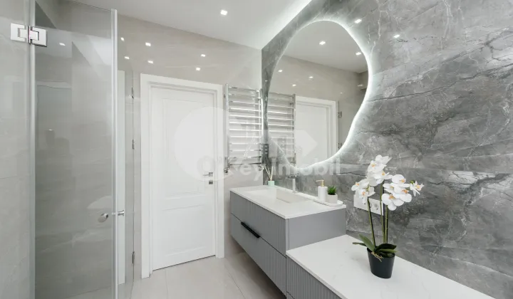 Apartament, Buiucani, NICOLAE COSTIN