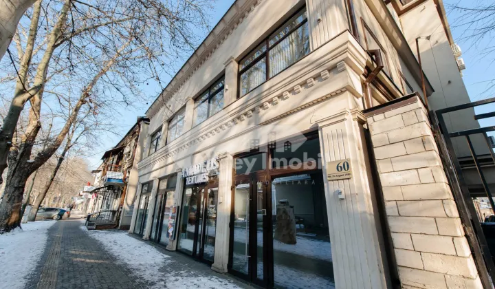 Spațiu comercial, Centru, 31 AUGUST