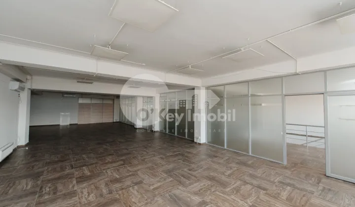 Spațiu comercial, Centru, 31 AUGUST