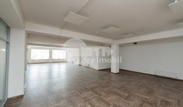 Spațiu comercial, Centru, 31 AUGUST