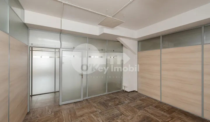 Spațiu comercial, Centru, 31 AUGUST