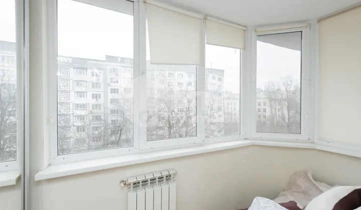 Apartament, Buiucani, LIVIU DELEANU