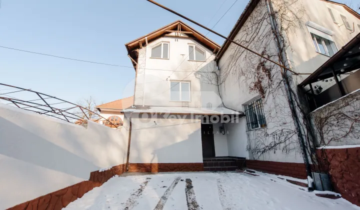 Oficiu, Centru, ALEXEI ȘCIUSEV