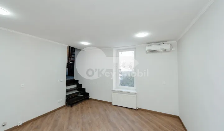 Oficiu, Centru, ALEXEI ȘCIUSEV