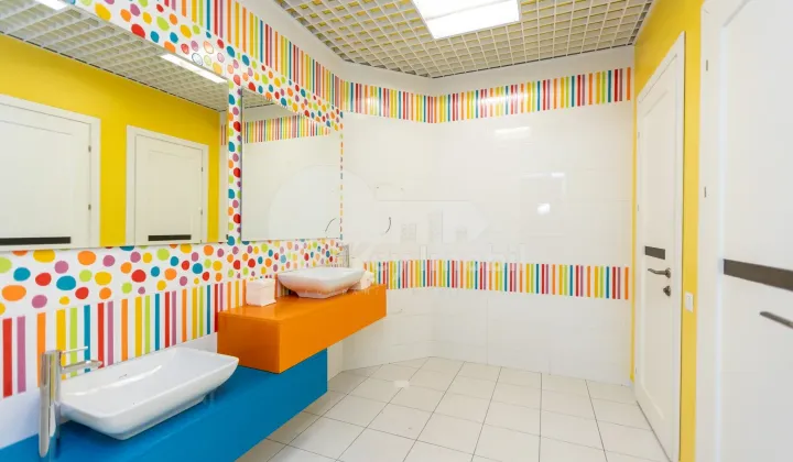 Oficiu, Centru, MIHAI VITEAZUL