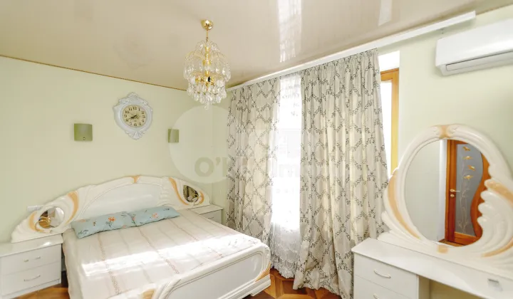 Casă, Centru, SF.GHEORGHE