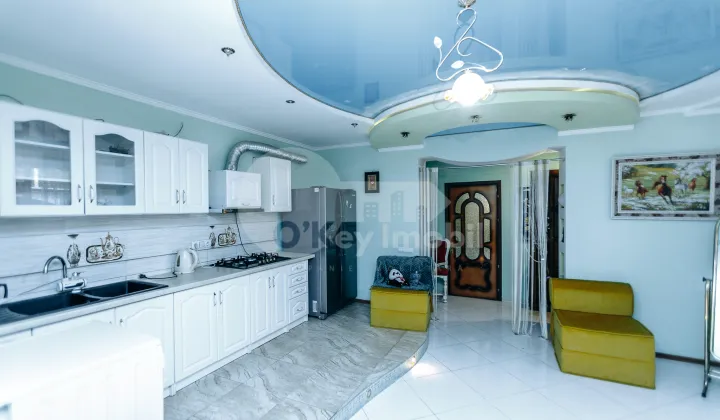 Casă, Centru, SF.GHEORGHE