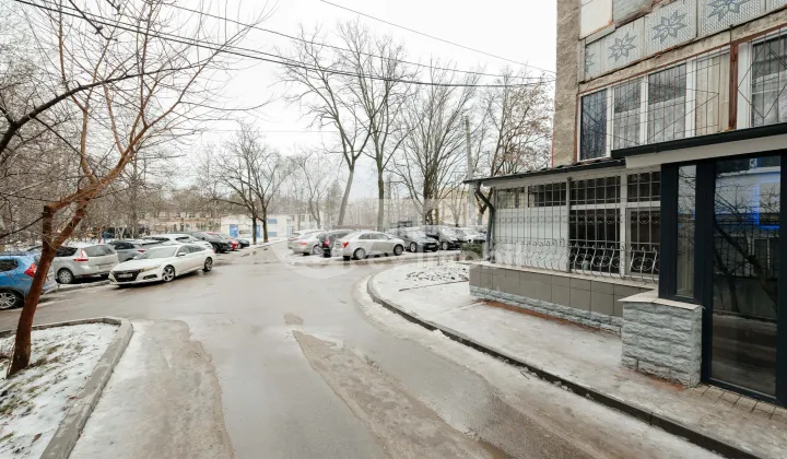 Spațiu comercial, Buiucani, ION PELIVAN