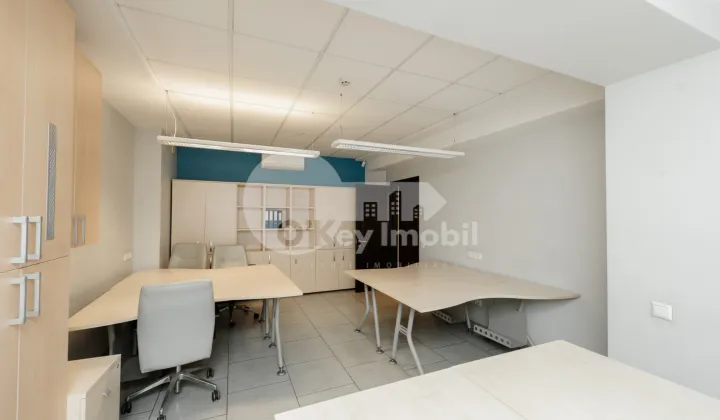 Spațiu comercial, Râșcani, RENAȘTERII NAȚIONALE