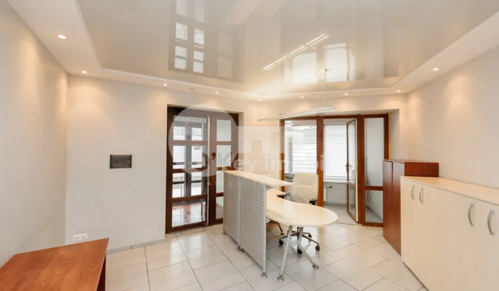 Spațiu comercial, Râșcani, RENAȘTERII NAȚIONALE