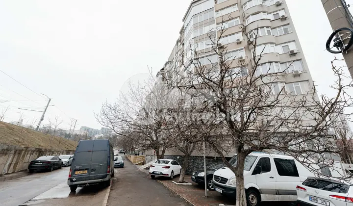 Spațiu comercial, Râșcani, RENAȘTERII NAȚIONALE