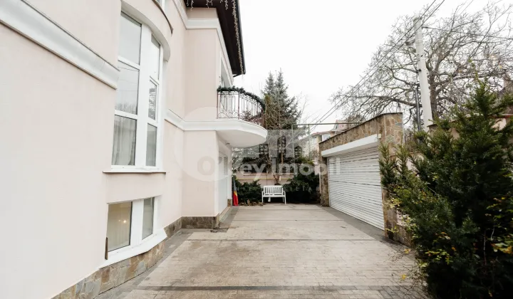 Spațiu comercial, TELECENTRU