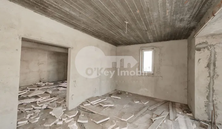 Casă, Buiucani, VASILE LUPU