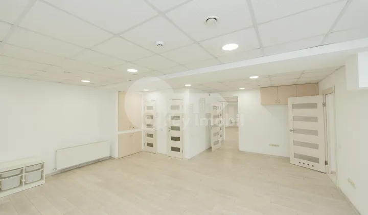 Spațiu comercial, Râșcani, STUDENȚILOR