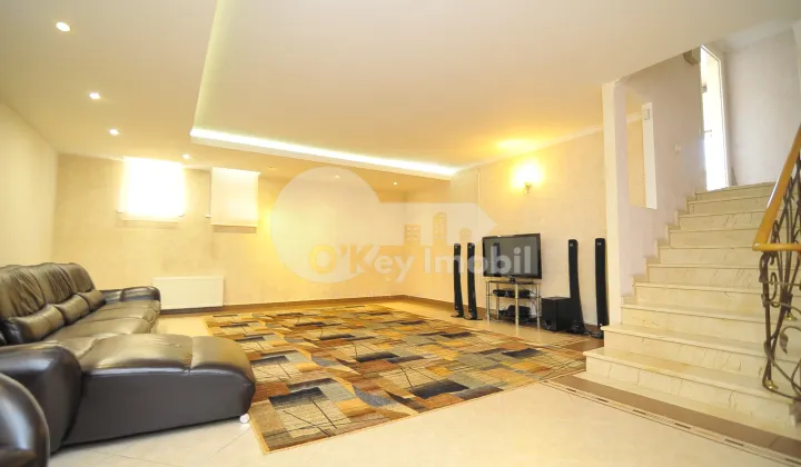 Casă, Centru, MOARA ROȘIE