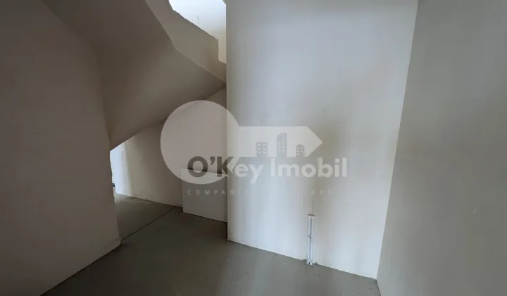 Penthouse, Durlești, CARTUȘA