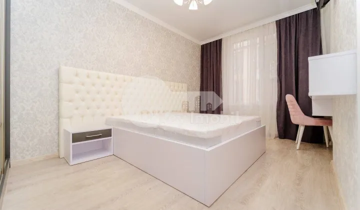 Apartament, Buiucani, LIVIU DELEANU