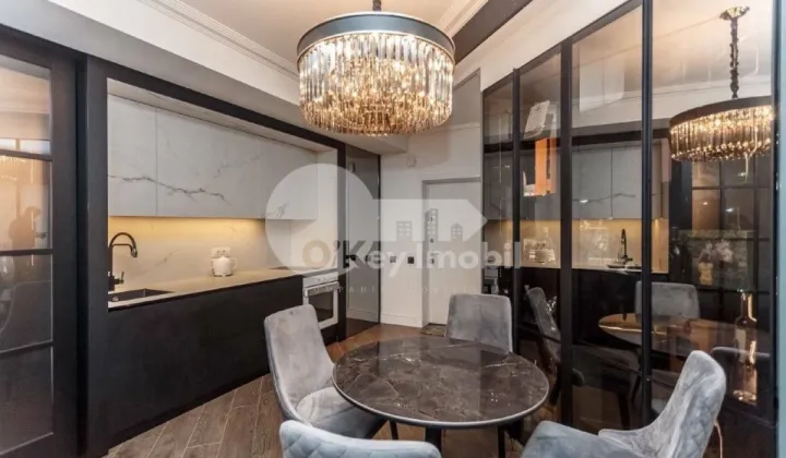 Apartament, Centru, MELESTIU