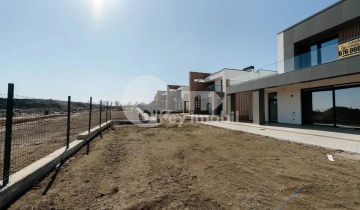 Casă, Botanica, DACIA