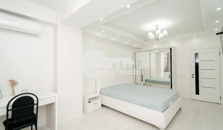 Apartament, Centru, ROMANĂ