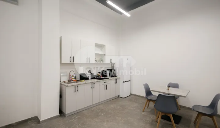 Spațiu comercial, Botanica, DECEBAL