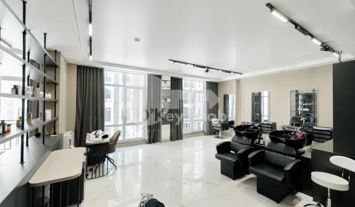 Afacere activă, Centru, MIHAI EMINESCU