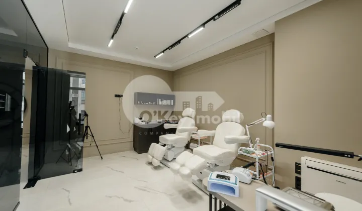 Afacere activă, Centru, MIHAI EMINESCU