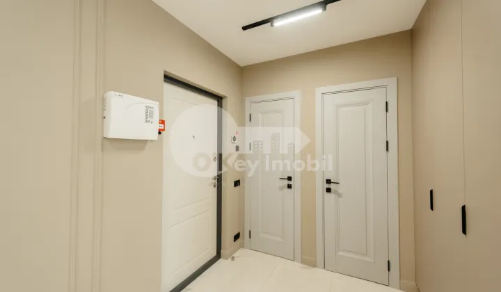 Afacere activă, Centru, MIHAI EMINESCU