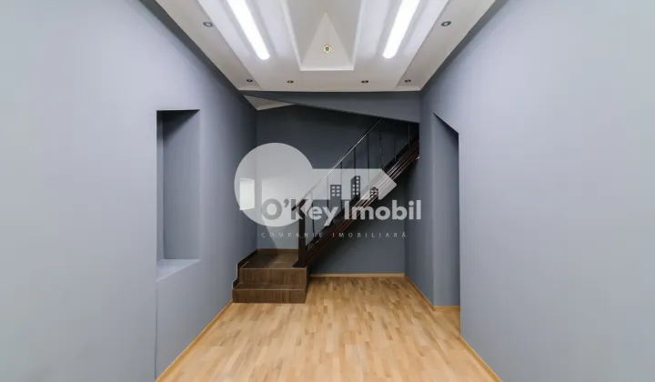 Oficiu, Centru, ALEXANDR PUȘKIN