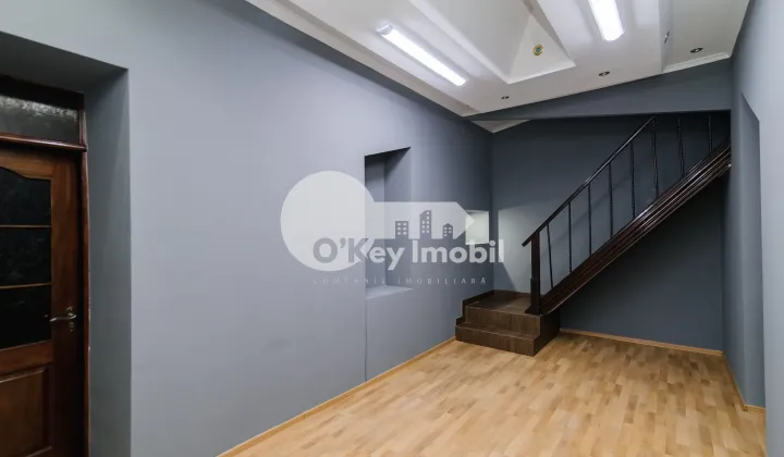 Oficiu, Centru, ALEXANDR PUȘKIN