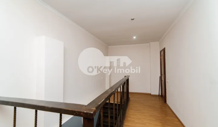 Oficiu, Centru, ALEXANDR PUȘKIN