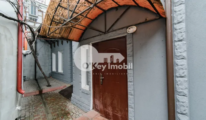 Oficiu, Centru, ALEXANDR PUȘKIN