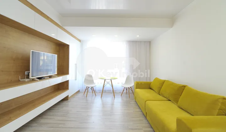 Apartament, Centru, MELESTIU