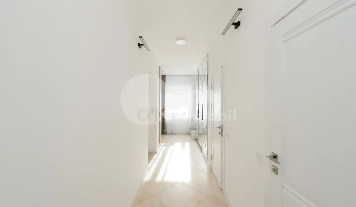 Casă, Centru, ANTON CRIHAN