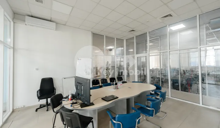 Spațiu comercial, Botanica, DECEBAL