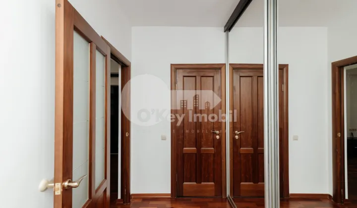 Apartament, Centru, SFATUL ȚĂRII