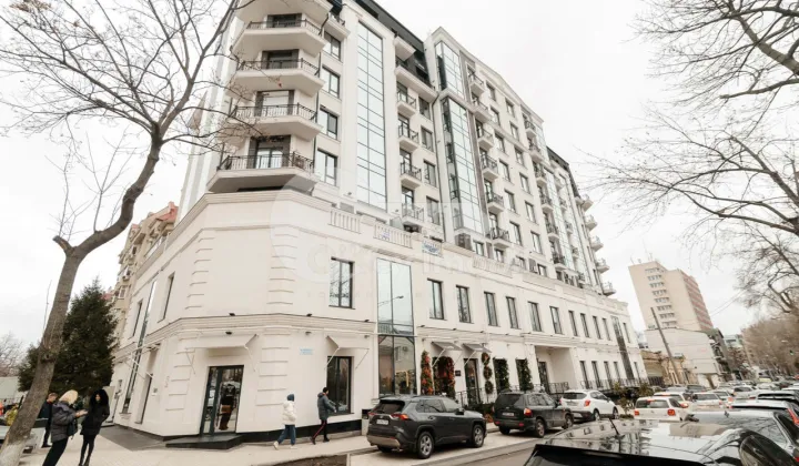 Oficiu, Centru, PETRU MOVILĂ