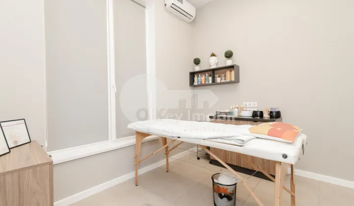 Oficiu, Centru, PETRU MOVILĂ