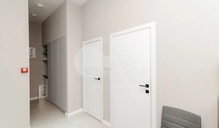 Oficiu, Centru, PETRU MOVILĂ