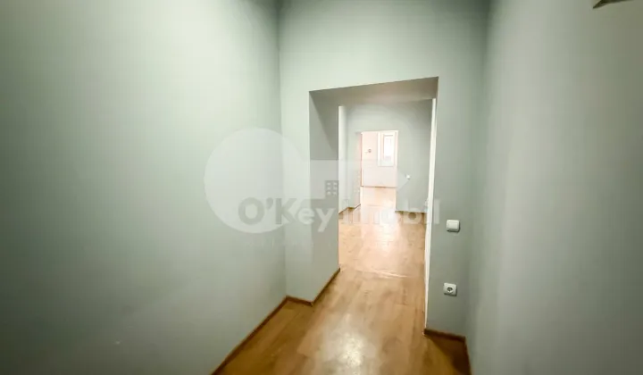 Oficiu, Centru, ALEXEI ȘCIUSEV