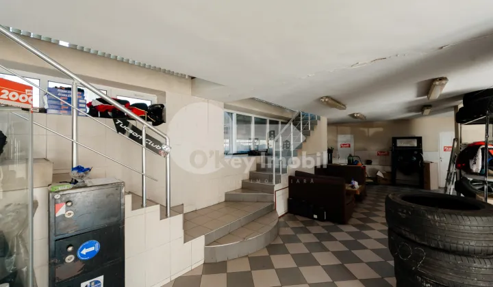 Spațiu comercial, Buiucani, LIVIU DELEANU