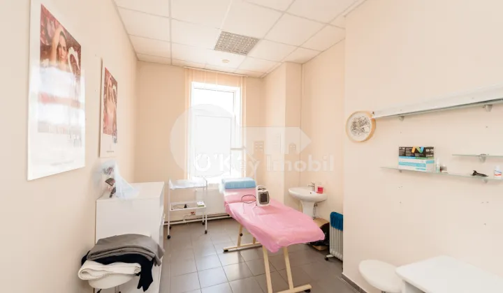 Oficiu, Botanica, DACIA