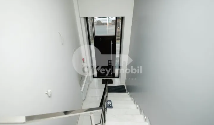 Oficiu, Centru, GRIGORE VIERU