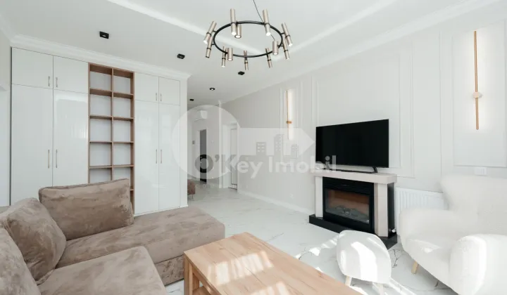 Penthouse, Centru, COLUMNA