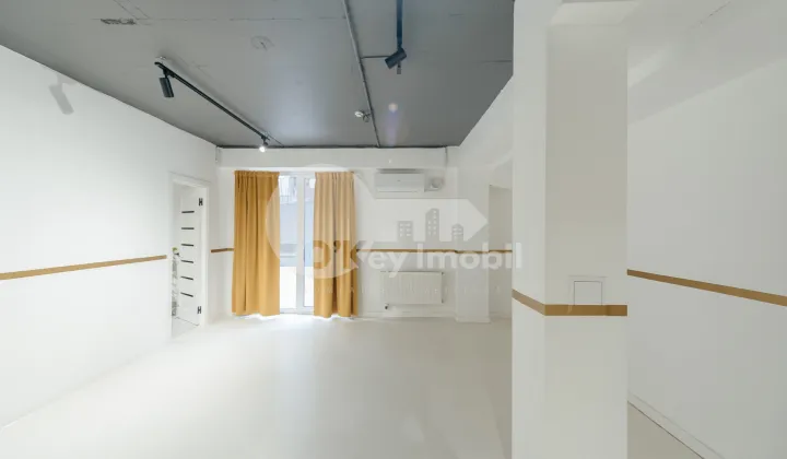 Spațiu comercial, Centru, PAN HALIPPA