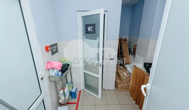 Spațiu comercial, Botanica, CUZA VODĂ